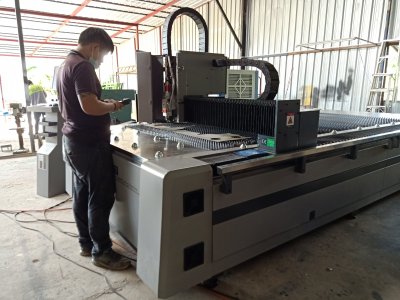 ส่งมอบเครื่อง welding Fiber Laser 1000w จำนวน 2 เครื่อง พิกัด บริษัท เอส เอ็น ซี คริเอติวิตี้ แอนโทโลจี จำกัด