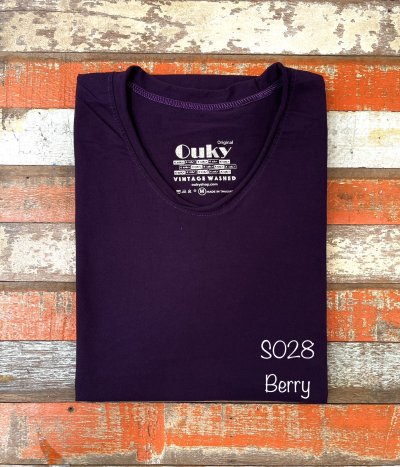 Stone Berry (สีม่วงเข้มฟอกสโตน) ผลิตจากผ้าฝ้าย 100% ให้ความรู้สึกนุ่มฟู เบาสบาย