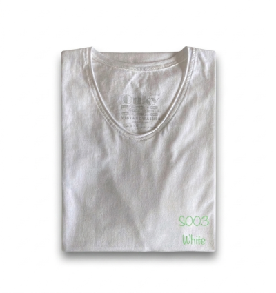 White (สีขาวฟอกสโตน) ผลิตจากผ้าฝ้าย 100% ให้ความรู้สึกนุ่มฟู เบาสบาย