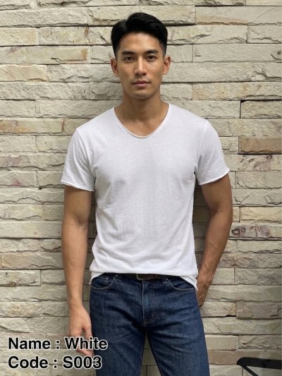 White (สีขาวฟอกสโตน) ผลิตจากผ้าฝ้าย 100% ให้ความรู้สึกนุ่มฟู เบาสบาย