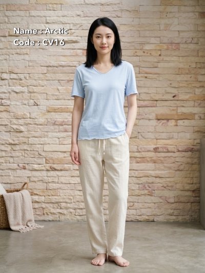 Arctic (สีฟ้าอ่อน) เสื้อยืดคอวีเปลือย ดีไซส์สวย เนื้อผ้าบางเบา เนื้อผ้านุ่มสวมใส่สบาย ระบายอากาศดี ไม่ร้อนอบอ้าว ไซส์มาตรฐานไม่จกตา