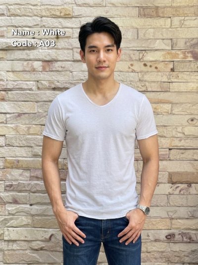 White (สีขาว) เสื้อยืดคอวีเปลือย ดีไซน์สวย เนื้อผ้าบางเบา เนื้อผ้านุ่มสวมใส่สบาย ระบายอากาศดี ไม่ร้อนอบอ้าว
