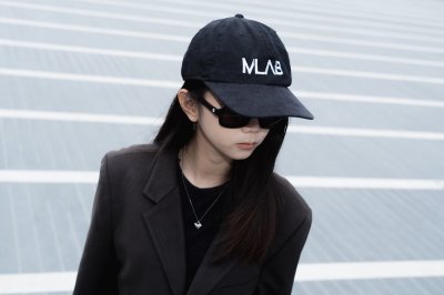 MLAB หมวกแก๊ปยูนิเซ็กส์ Unisex หมวกผ้าลูกฟูก ปักลาย MLAB