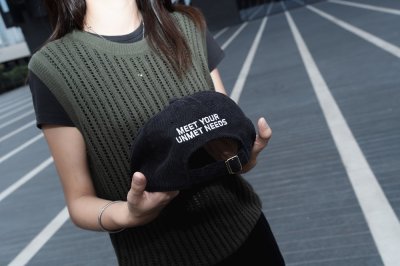 MLAB หมวกแก๊ปยูนิเซ็กส์ Unisex หมวกผ้าลูกฟูก ปักลาย MLAB