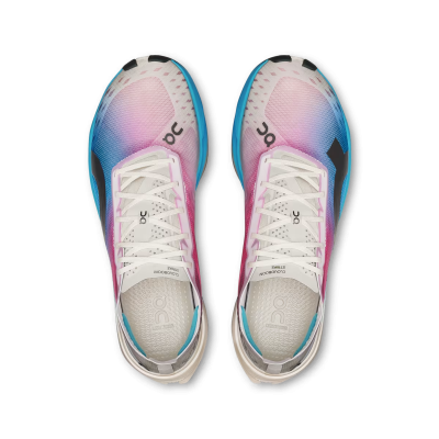 On Cloudboom Strike - Women