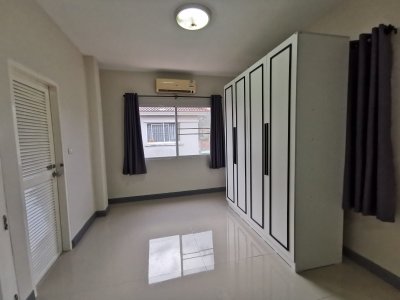 10R0003 ให้เช่าบ้านแฝดสองชั้น 3 ห้องนอน 2 ห้องน้ำ ราคา 20,000/เดือน โซนรัษฎา