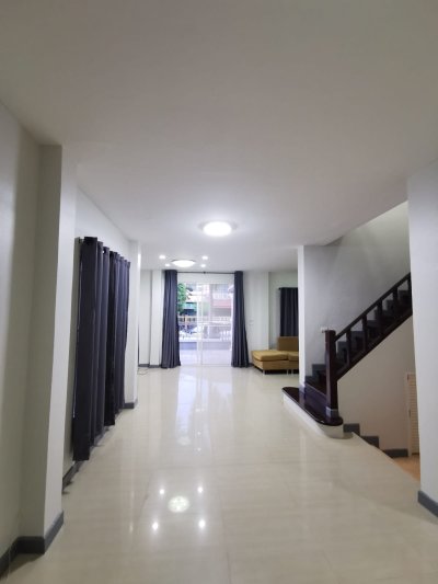 10R0003 ให้เช่าบ้านแฝดสองชั้น 3 ห้องนอน 2 ห้องน้ำ ราคา 20,000/เดือน โซนรัษฎา