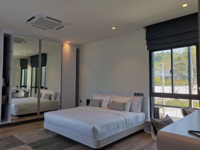 10R0263 This pool villa 4 bedroom 4 bathroom 85,000/month at Ratsada