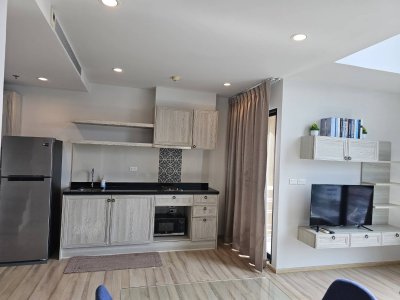 10R0272 The base height phuket (Duplex room) 1bedroom 1bathroom 37,000 permonth have fully furnished