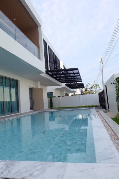 10R0283 This pool villa 3bedroom 3bathroom swimming 135,000/month at Ratsada