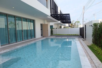 10R0283 This pool villa 3bedroom 3bathroom swimming 135,000/month at Ratsada