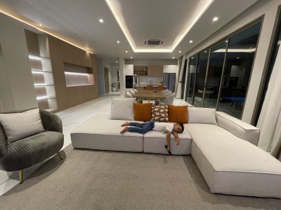 10R0293 This pool villa 4bedroom 5bathroom swimming 250,000/month the house location at Ratsada