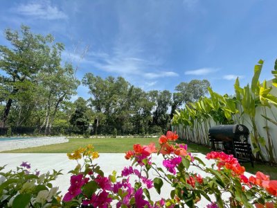 10R0293 This pool villa 4bedroom 5bathroom swimming 250,000/month the house location at Ratsada