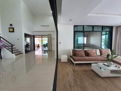 10R0296 บ้านเดี่ยวสอง 3 ห้องนอน 3 ห้องน้ำ ให้เช่า 40,000 ต่อเดือน โซนรัษฏา