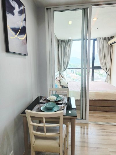 10R0298 The Base Height Condominium studio room 15,000 per month have fully furnished