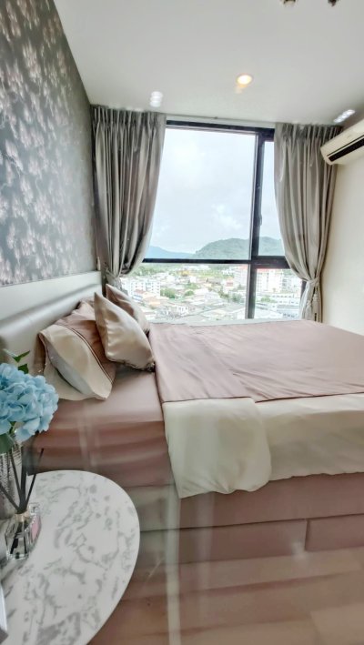 10R0298 The Base Height Condominium studio room 15,000 per month have fully furnished