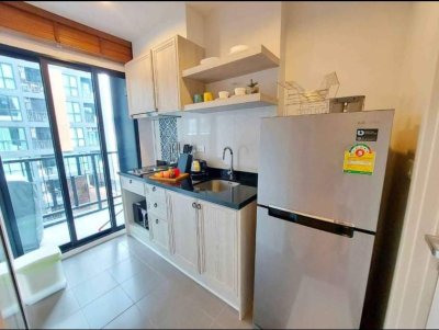 10R0309 The Base Height Condominium ห้องสตูดิโอ ให้เช่าเดือนละ 15,000 บาท โซนสามกอง