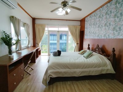 10R0330 ให้เช่าบ้านเดี่ยวสองชั้น 5 ห้องนอน 4 ห้องน้ำ ราคา 50,000/เดือน โซนเมือง