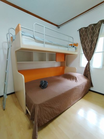 10R0330 ให้เช่าบ้านเดี่ยวสองชั้น 5 ห้องนอน 4 ห้องน้ำ ราคา 50,000/เดือน โซนเมือง