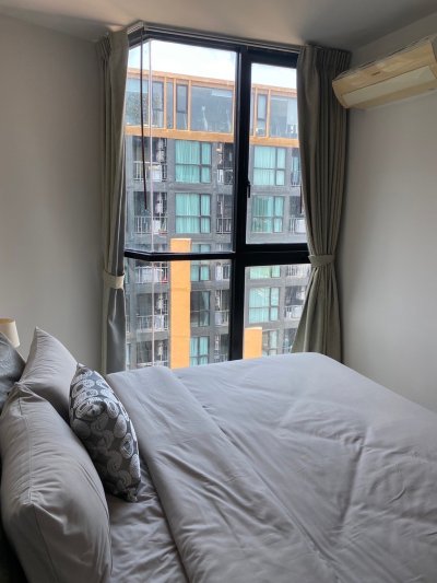 10R0341 The base height condominium studio room 15,000/month at Muang