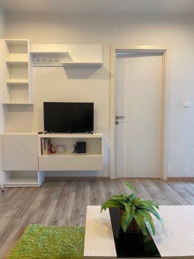 10R0341 The base height condominium studio room 15,000/month at Muang