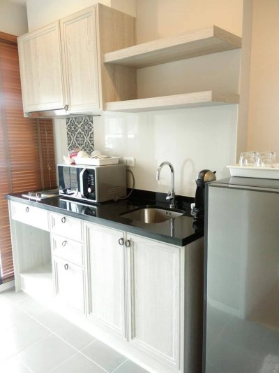 10R0355 The base height condominium 13,000/month at Muang