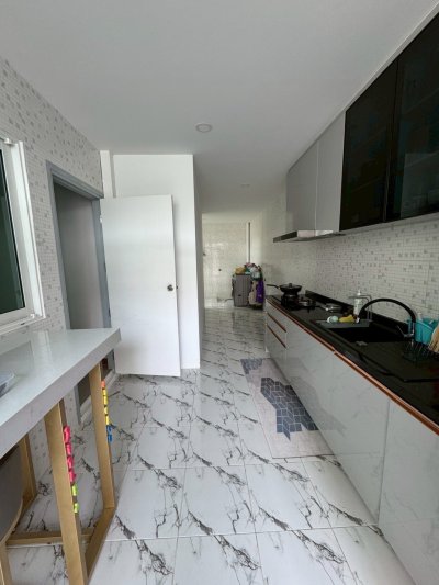 10R0357 This House 4bedroom 3 bathroom 50,000/month in phuket town