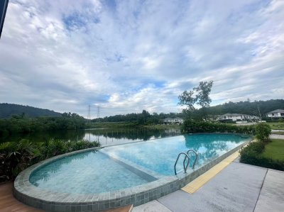 10R0357 This House 4bedroom 3 bathroom 50,000/month in phuket town