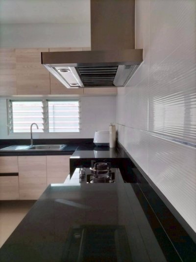 10R0405 บ้านเดี่ยวสองชั้น 4 ห้องนอน 5 ห้องน้ำ ราคา 90,000/เดือน โซนเมืองภูเก็ต