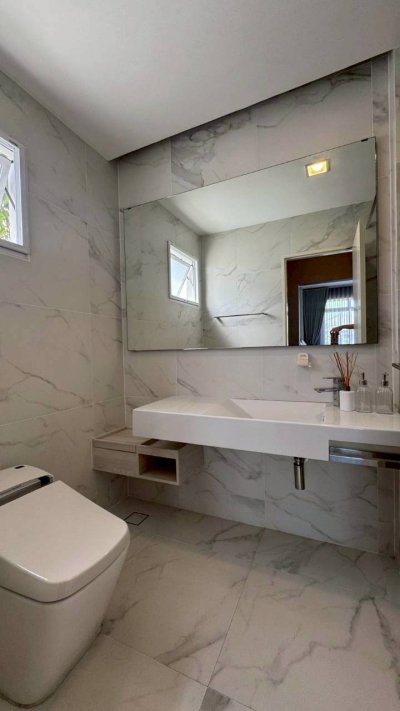 10R0405 บ้านเดี่ยวสองชั้น 4 ห้องนอน 5 ห้องน้ำ ราคา 90,000/เดือน โซนเมืองภูเก็ต