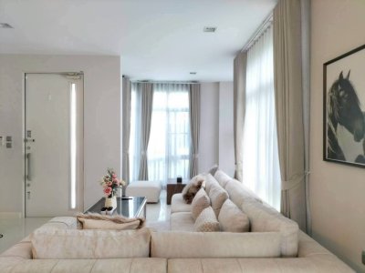 10R0405 บ้านเดี่ยวสองชั้น 4 ห้องนอน 5 ห้องน้ำ ราคา 90,000/เดือน โซนเมืองภูเก็ต