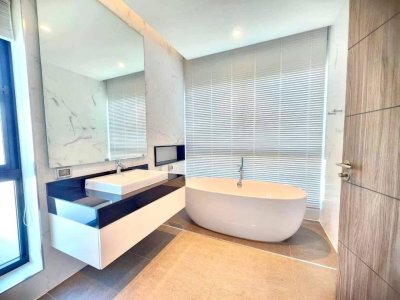 10R0434 Pool villa for rent 4 bedroom 4 bathroom 120,000/month at Muang