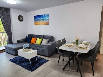 10R0438 คอนโดมิเนียม 2 ห้องนอน 2 ห้องน้ำ ให้เช่าเดือนละ 37,000 บาท โซนเมืองภูเก็ต