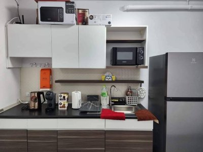 10R0438 คอนโดมิเนียม 2 ห้องนอน 2 ห้องน้ำ ให้เช่าเดือนละ 37,000 บาท โซนเมืองภูเก็ต