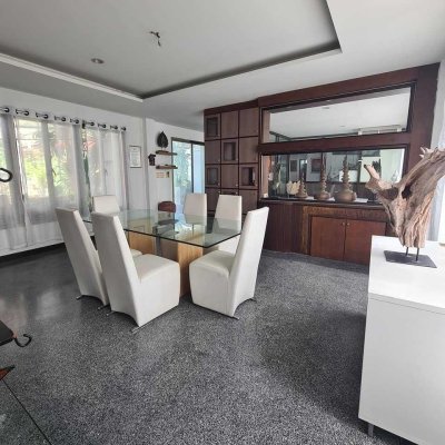 10R0440 Pool villa for rent 4 bedroom 4 bathroom 90,000/month at Muang