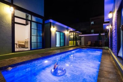 10R0445 Pool villa for rent 4 bedroom 5 bathroom 200,000/month at Muang