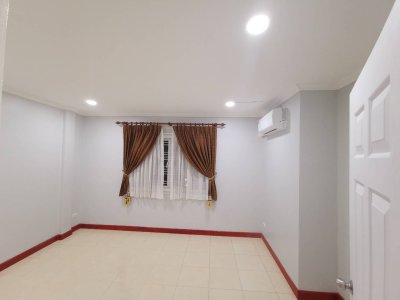 10R0447 บ้านเดี่ยวสองชั้นให้เช่า 2 ห้องนอน 2 ห้องน้ำ ราคา 38,000/เดือน โซนรัษฏา