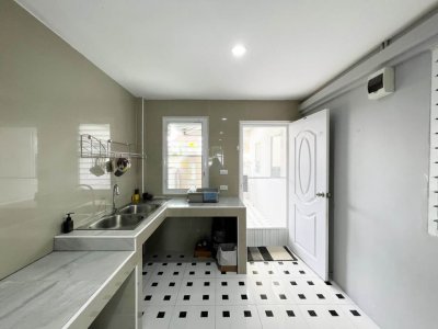 10R0450 ให้เช่า pool villa 3 ห้องนอน 3 ห้องน้ำ ราคา 77,000/เดือน โซนเมือง