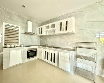 10R0450 ให้เช่า pool villa 3 ห้องนอน 3 ห้องน้ำ ราคา 77,000/เดือน โซนเมือง