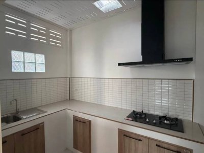 10R0455 ให้เช่าบ้านแฝดสองชั้น 3 ห้องนอน 3 ห้องน้ำ ราคา 26,500/เดือน โซนเมือง