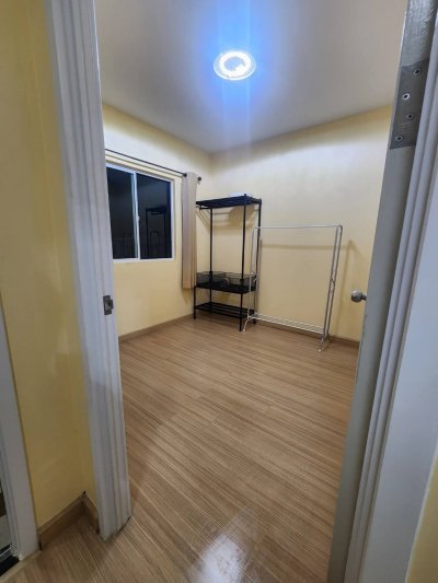 10R0466 ให้เช่าบ้านแฝดสองชั้น 3 ห้องนอน 2 ห้องน้ำ ราคา 18,000/เดือน โซนเมือง