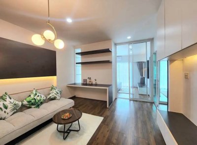 10R0470 คอนโดมิเนียม 1 ห้องนอน 1 ห้องน้ำ ให้เช่าเดือนละ 22,000 บาท โซนสามกอง