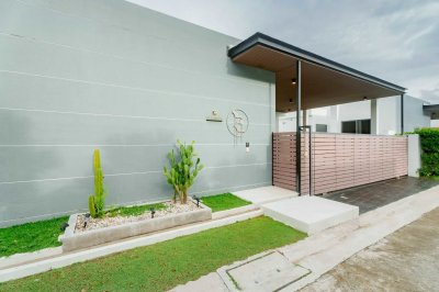 10R0496 ให้เช่า pool villa 3 ห้องนอน 3 ห้องน้ำ ราคา 170,000/เดือน โซนเมือง