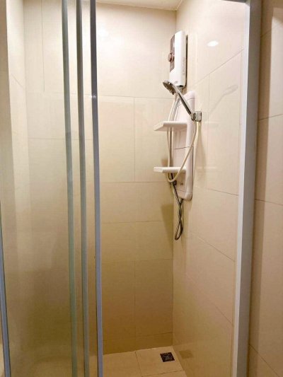 10R0497 คอนโดมิเนียม 1 ห้องนอน 1 ห้องน้ำ ให้เช่าเดือนละ 18,000 บาท โซนเมือง