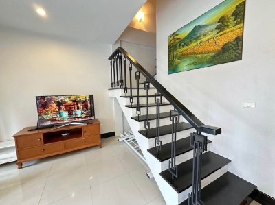 10R0503 ให้เช่าบ้านทาวน์เฮ้าส์สองชั้น 3 ห้องนอน 3 ห้องน้ำ ราคา 35,000/เดือน โซนเมือง