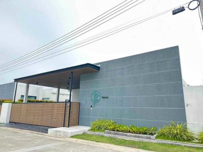 10R0504 Pool villa for rent 3 bedroom 3 bathroom 170,000/month at muang