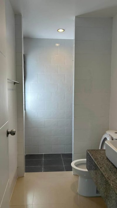 10R0506 This house for rent 2 bedroom 2 bathroom 30,000/month at muang