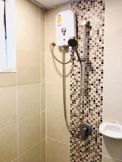 10R0508 คอนโดมิเนียม ห้องสตูดิโอ ให้เช่าเดือนละ 16,000 บาท โซนเมือง