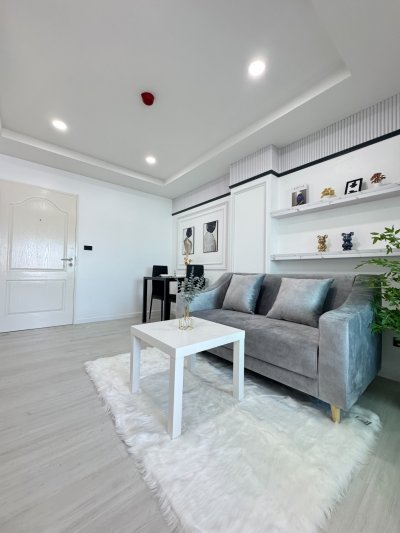 10R0511 คอนโดมิเนียม 1 ห้องนอน 1 ห้องน้ำ ให้เช่าเดือนละ 17,000 บาท โซนสามกอง