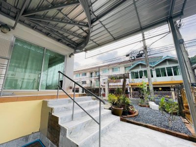 10R0512 This house for rent 3 bedroom 2 bathroom 30,000/month at muang